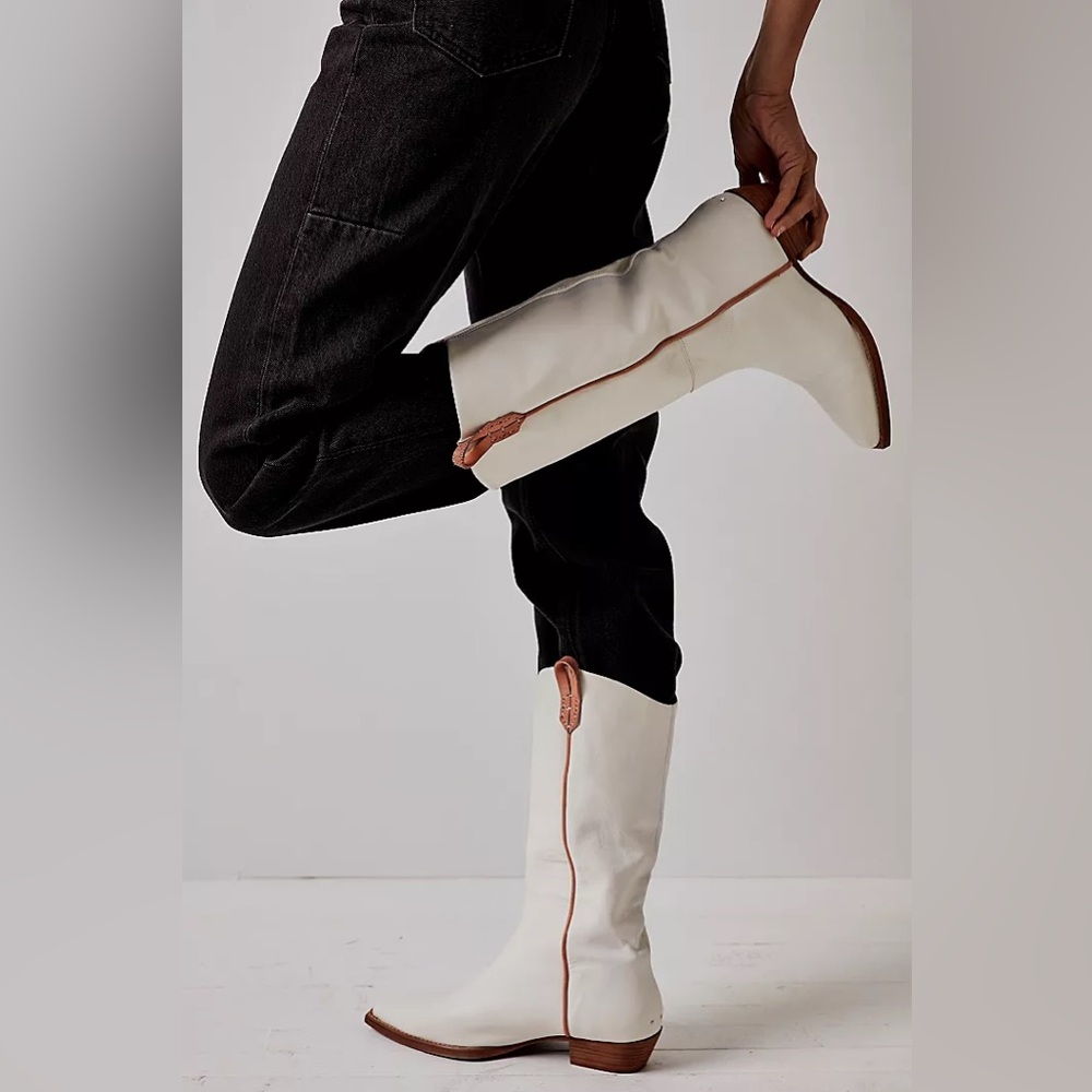 We The Free Free People White Leather Montage Western Cowboy Boots Shoes 8/38